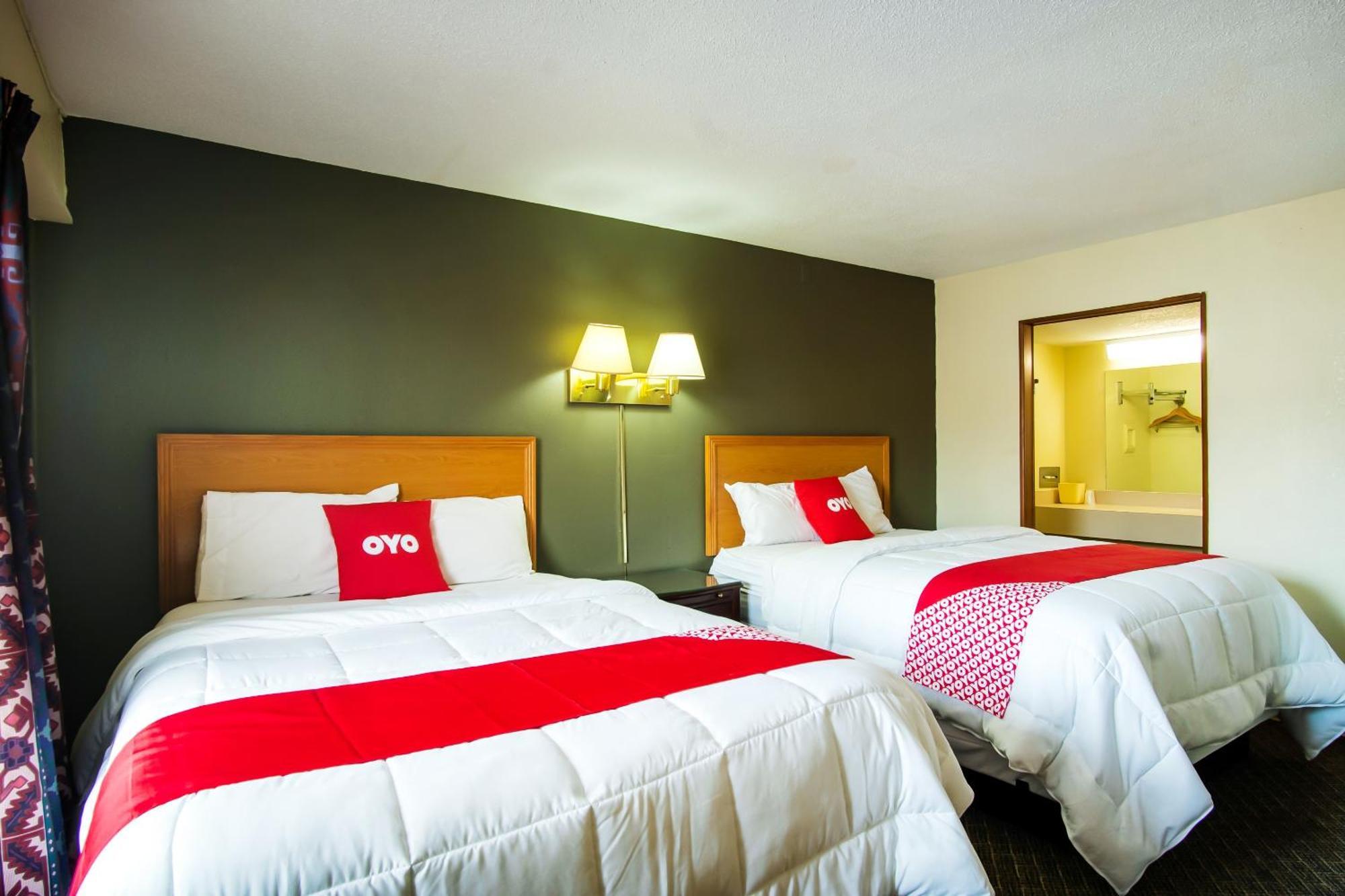 Oyo Hotel Hutchinson West 4Th Ave Ngoại thất bức ảnh