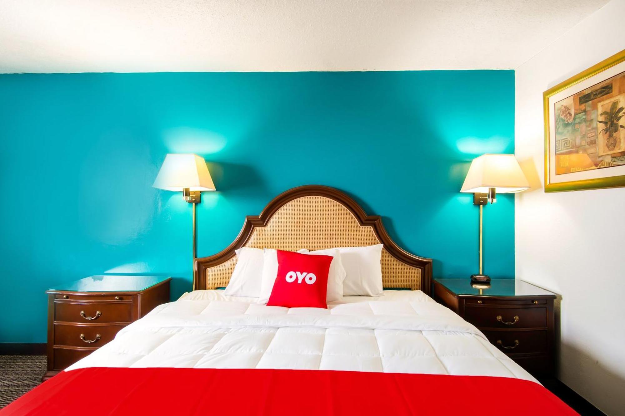 Oyo Hotel Hutchinson West 4Th Ave Ngoại thất bức ảnh