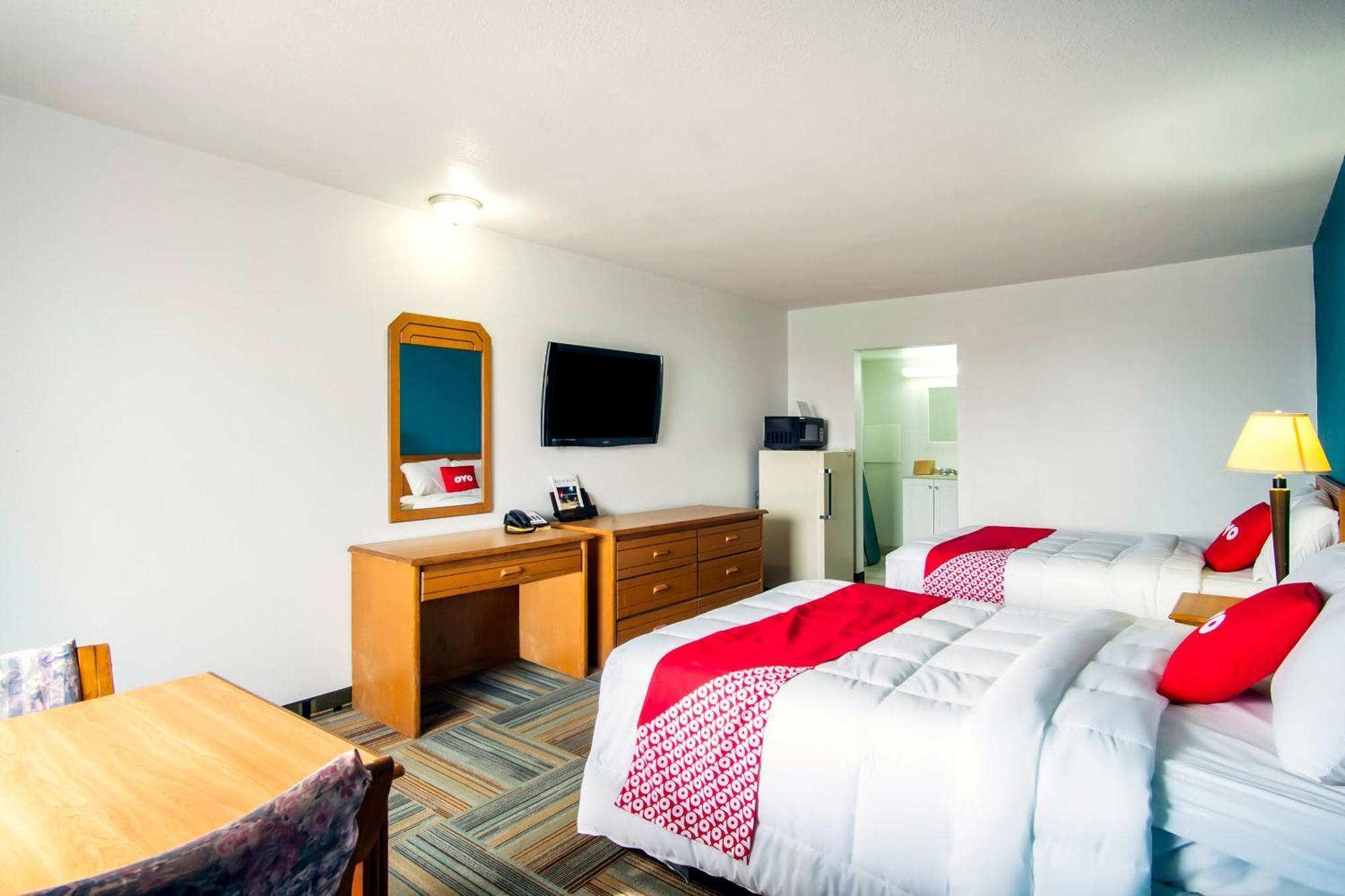 Oyo Hotel Hutchinson West 4Th Ave Ngoại thất bức ảnh