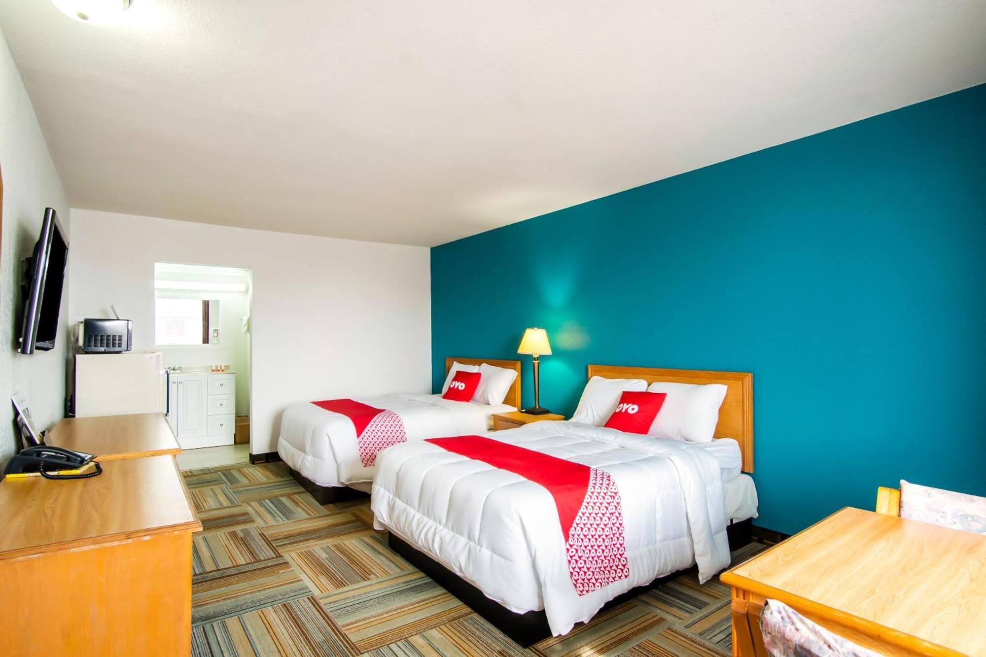 Oyo Hotel Hutchinson West 4Th Ave Ngoại thất bức ảnh